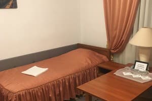 Отель Gusarskiy Hotel&Apartment. Бизнес трехместный  3