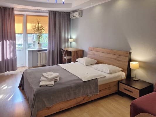 Home Hotel ул. Малая Житомирская, 10-1 1