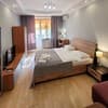 Квартира Home Hotel ул. Малая Житомирская, 10-1. Однокомнатная квартира, ул. Малая Житомирская, 10 на 4-м этаже 2