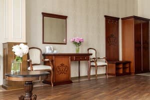 Печерский 28